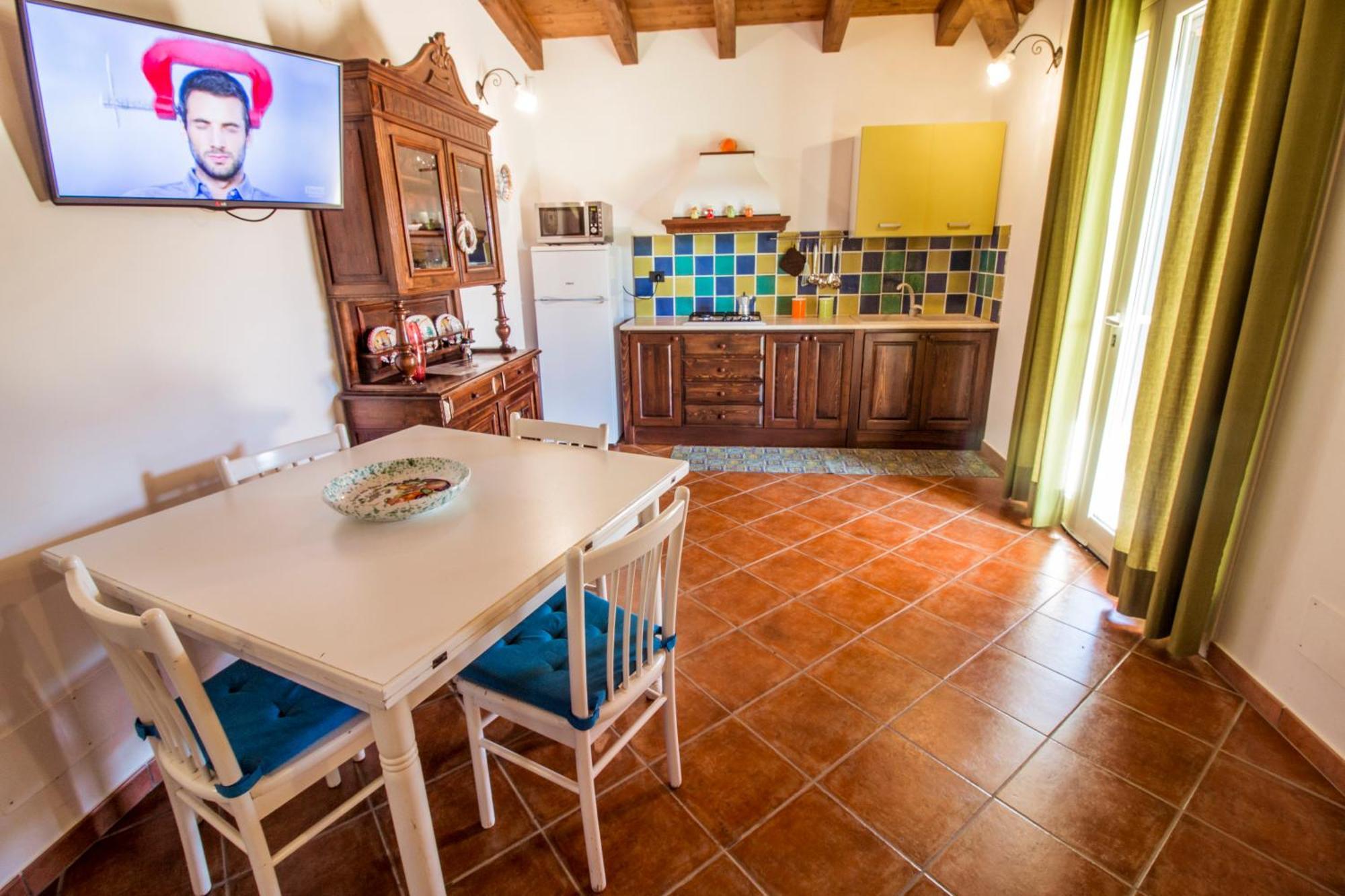 Villa Con Piscina Casale Di Gio Nel Golfo Di Castellammare パルティニーコ エクステリア 写真