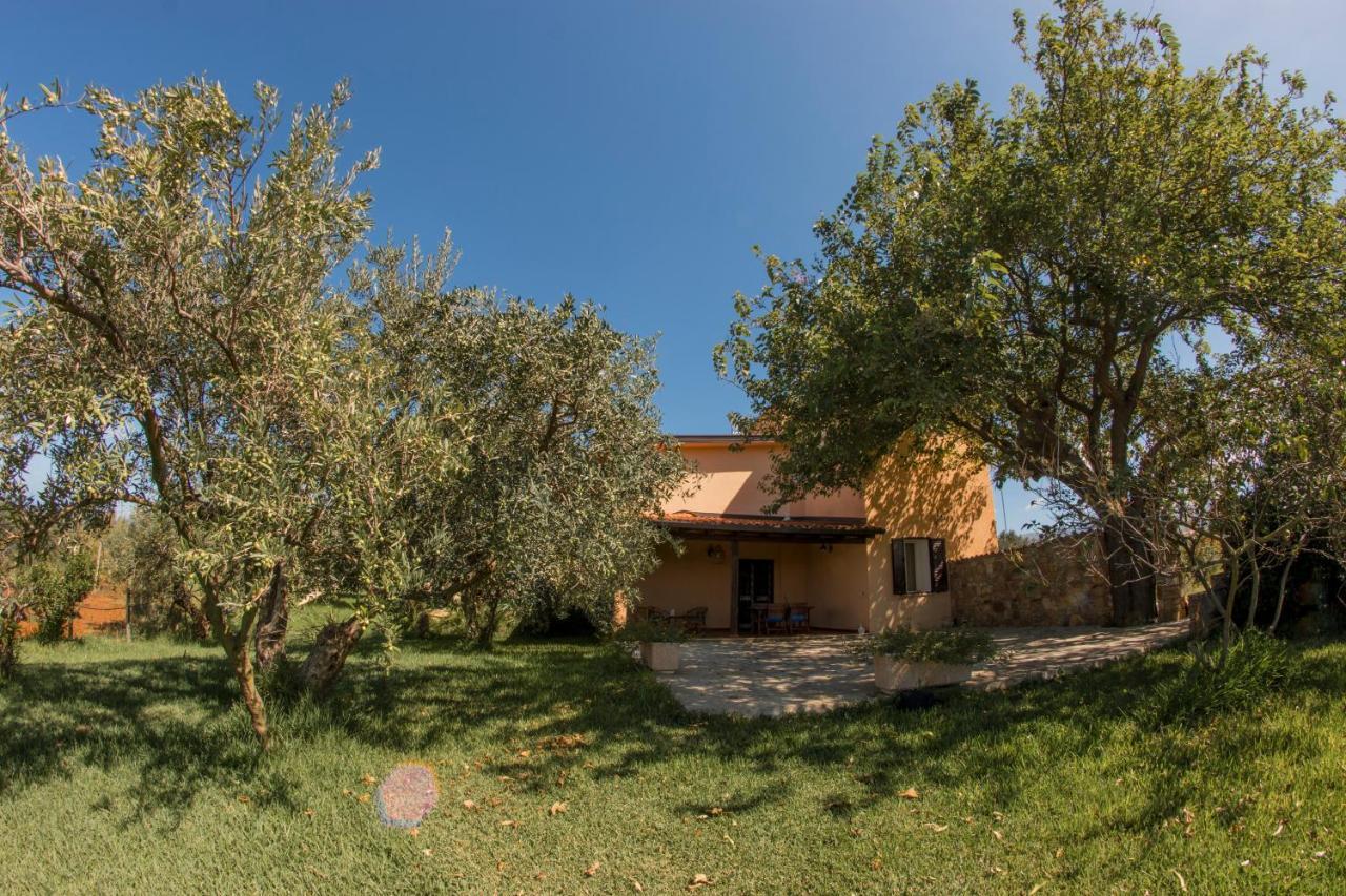 Villa Con Piscina Casale Di Gio Nel Golfo Di Castellammare パルティニーコ エクステリア 写真
